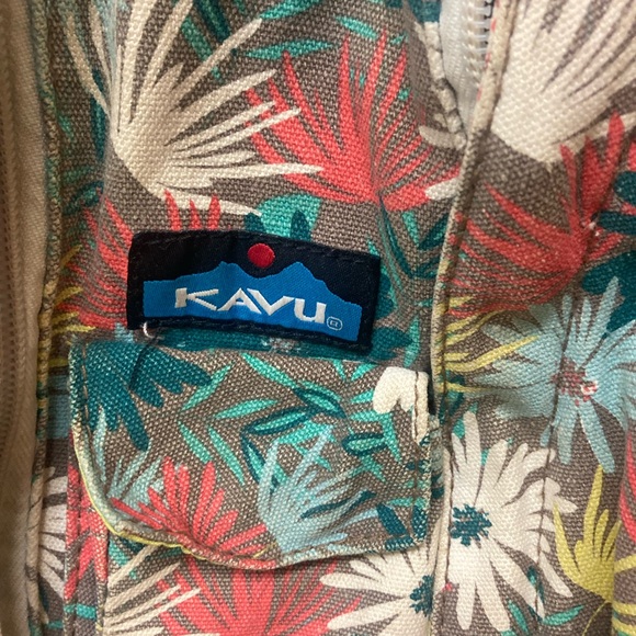 KAVU Floral Rope Sling Backpack - Picture 2 of 7